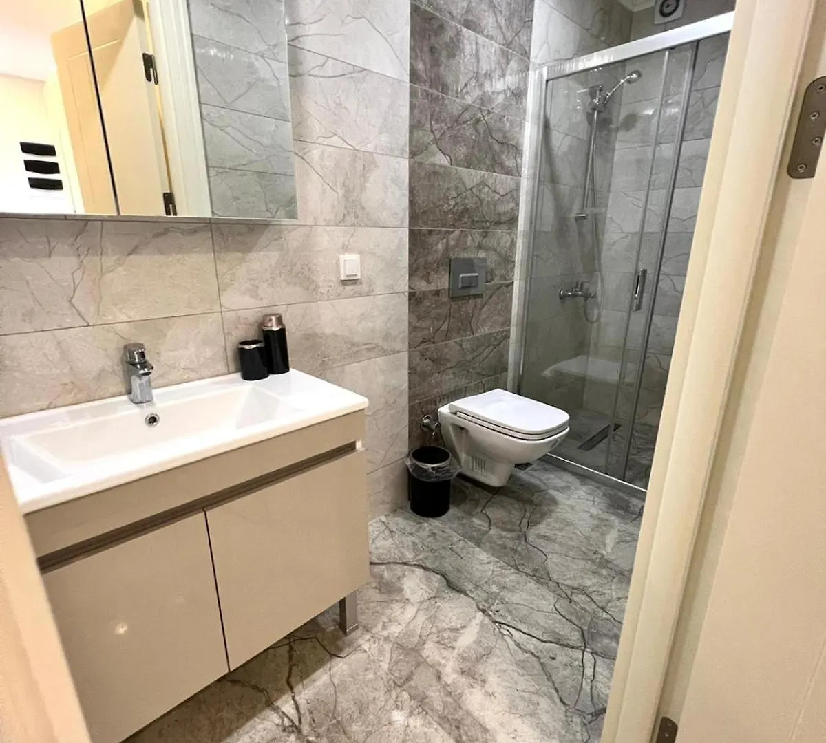 Wonder Homes - Cozy Penthouse, Terrace, Taksim Mete 16 Κωνσταντινούπολη 0*,